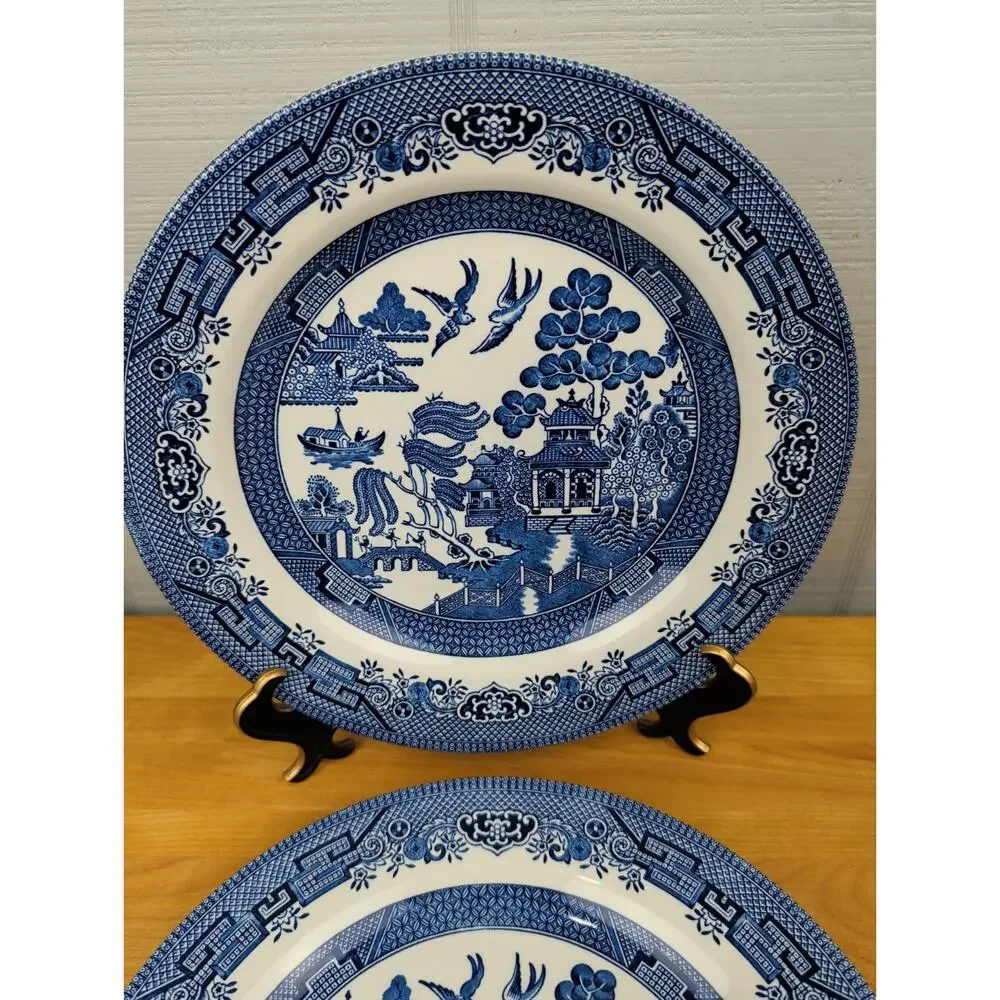 Vtg Blue Willow Churchill England (2) Dinner Plate Ceramic Chinoiserie 10 1/4